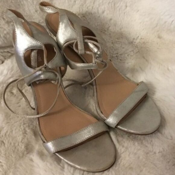 POUR LA VICTOIRE Silver Elisa Leather Lace-Up Strappy Dress Sandal Heels 10 - Picture 4 of 10